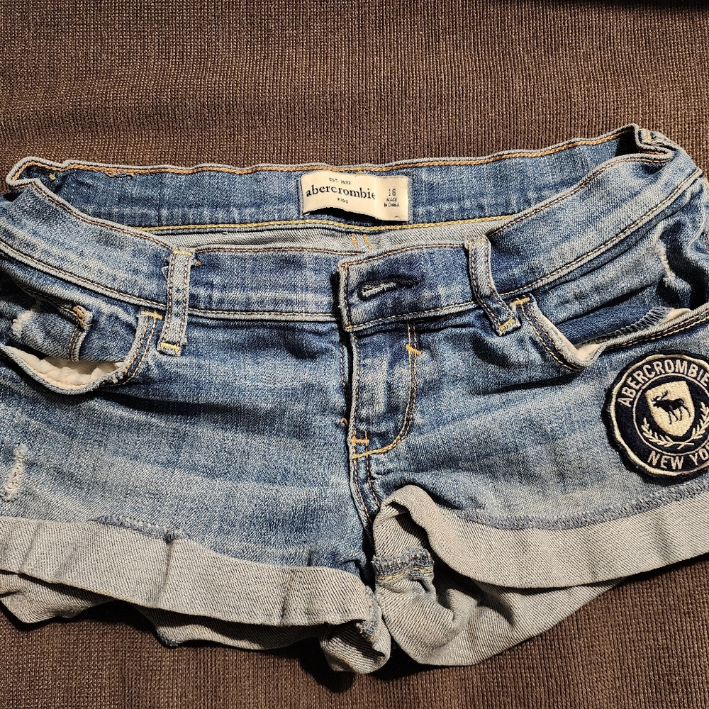 Abercrombie Kids Denim Shorts. Size: 16